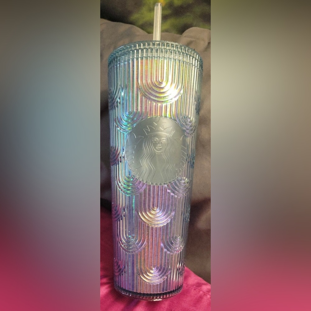 Starbucks holiday 2022 tumblers